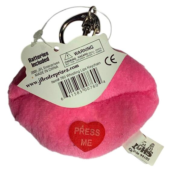 2005 Novelty Whistling Lips Keychain (Still Whistles TOO!) - Picture 4 of 5